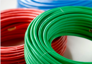 Lee más sobre el artículo Propiedades del POM: el plástico técnico para alta precisión 